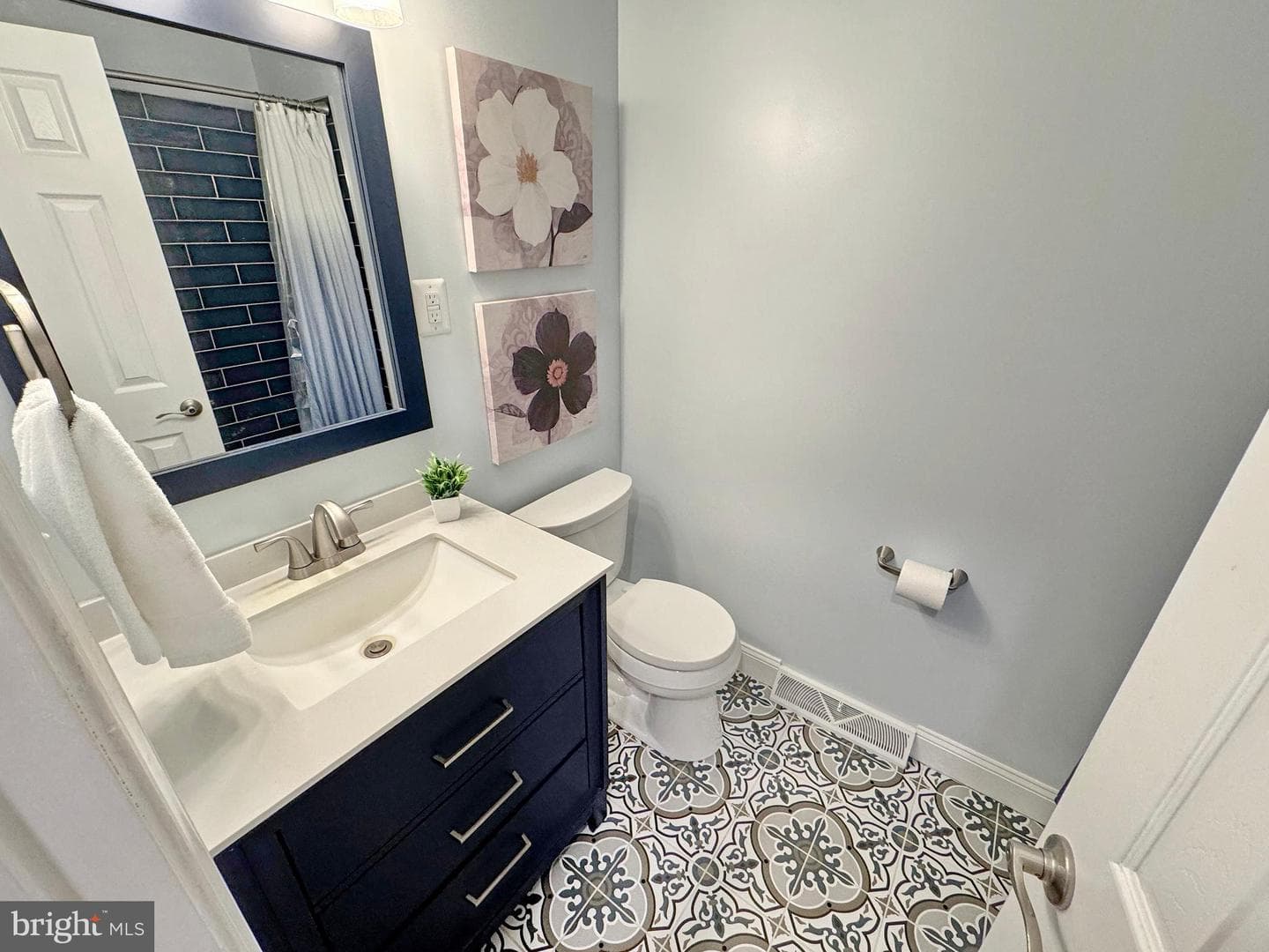 7426 Robin Road photo 22