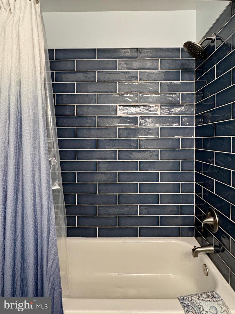7426 Robin Road photo 24
