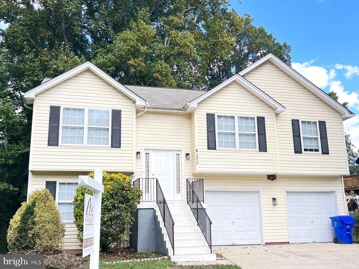 10430 Mark Drive photo 1