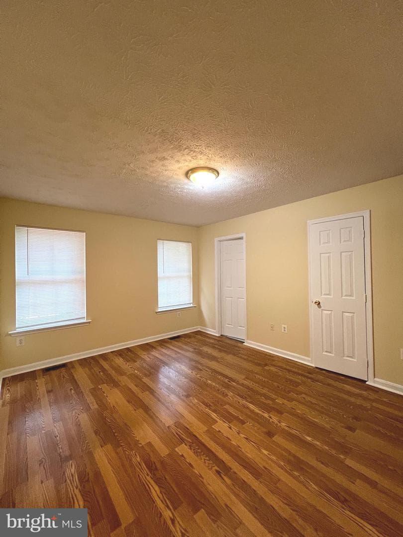 10430 Mark Drive photo 17