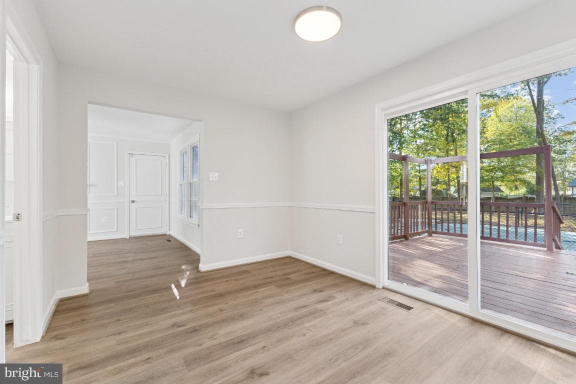 8716 Fendley Way photo 10