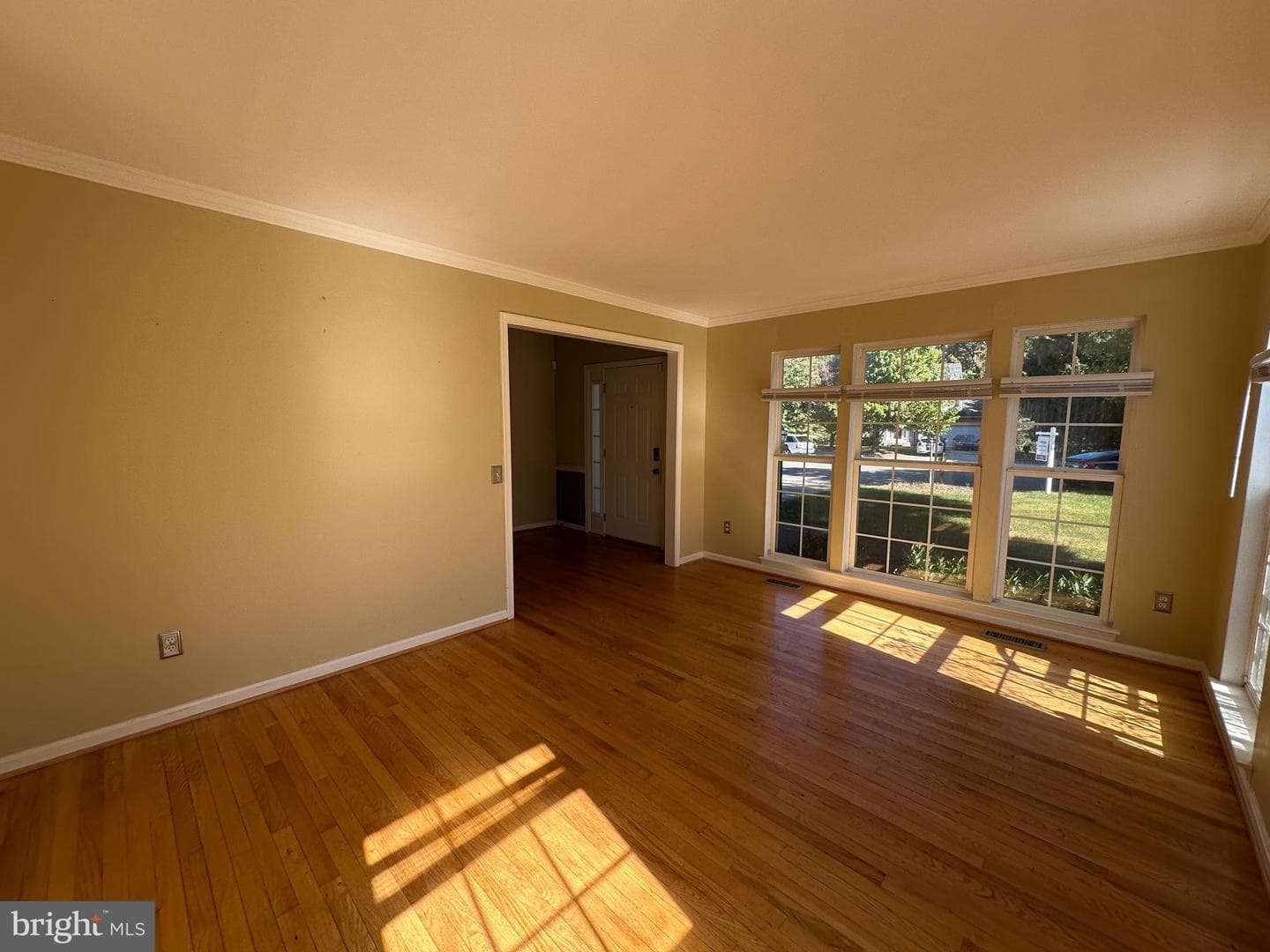 4555 Fortress Court photo 4