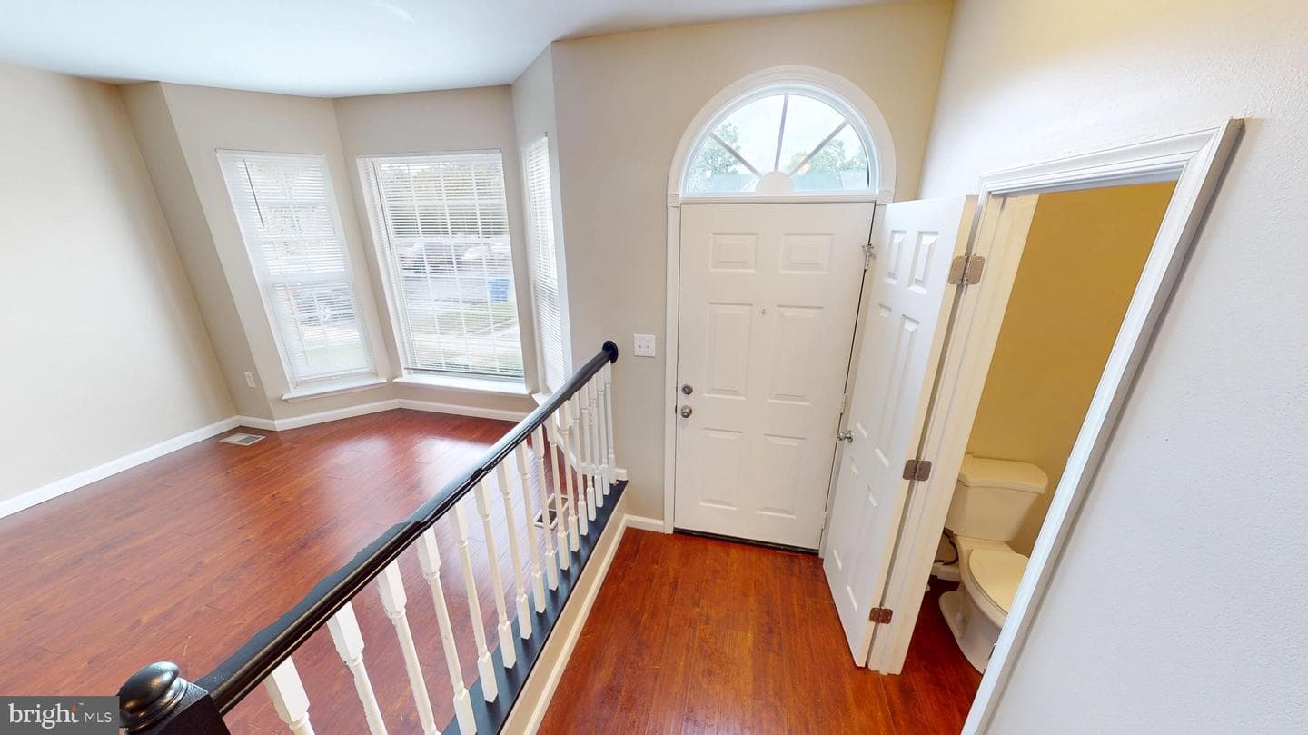 10611 Riva Place photo 8