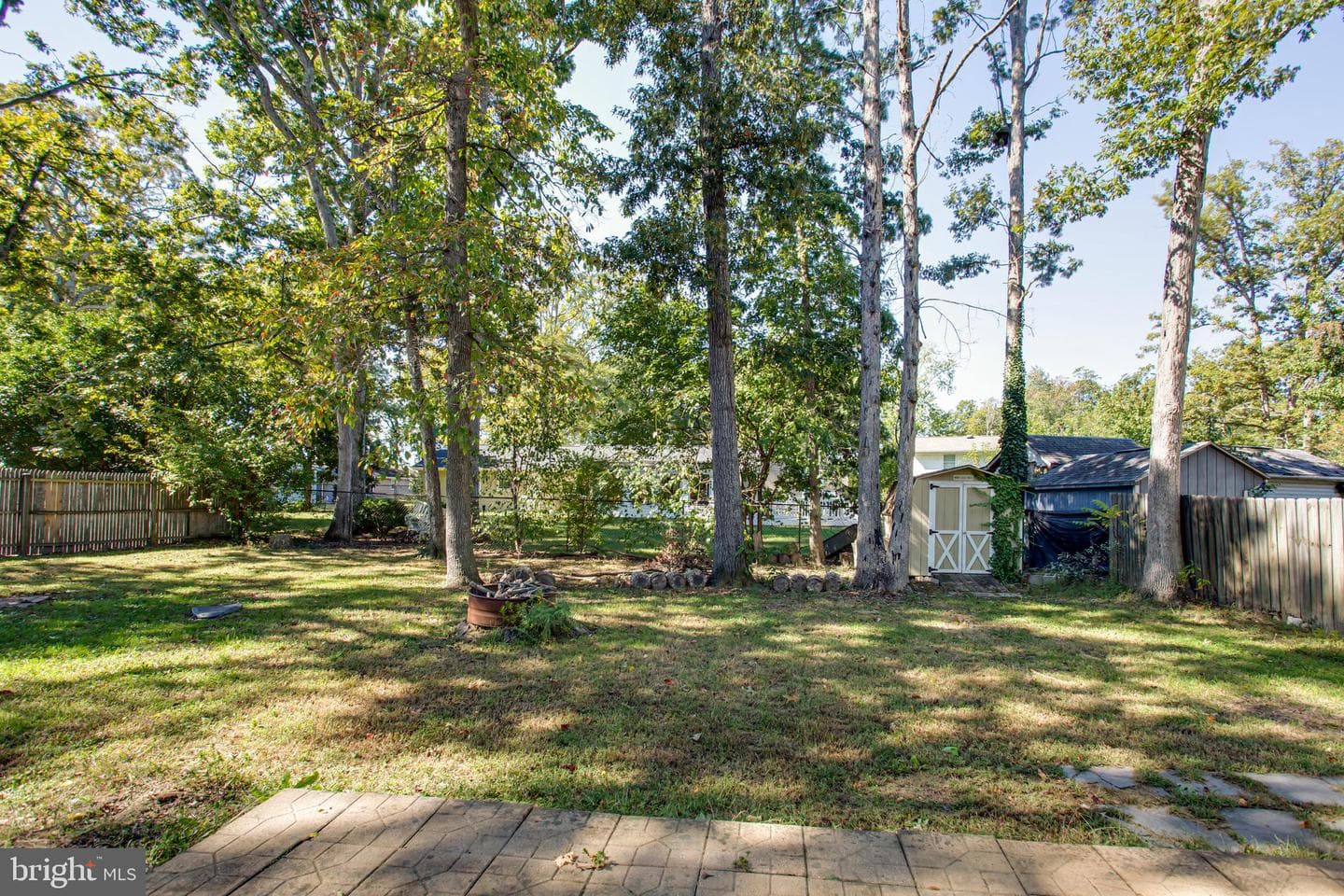 2914 Sandwich Drive photo 2