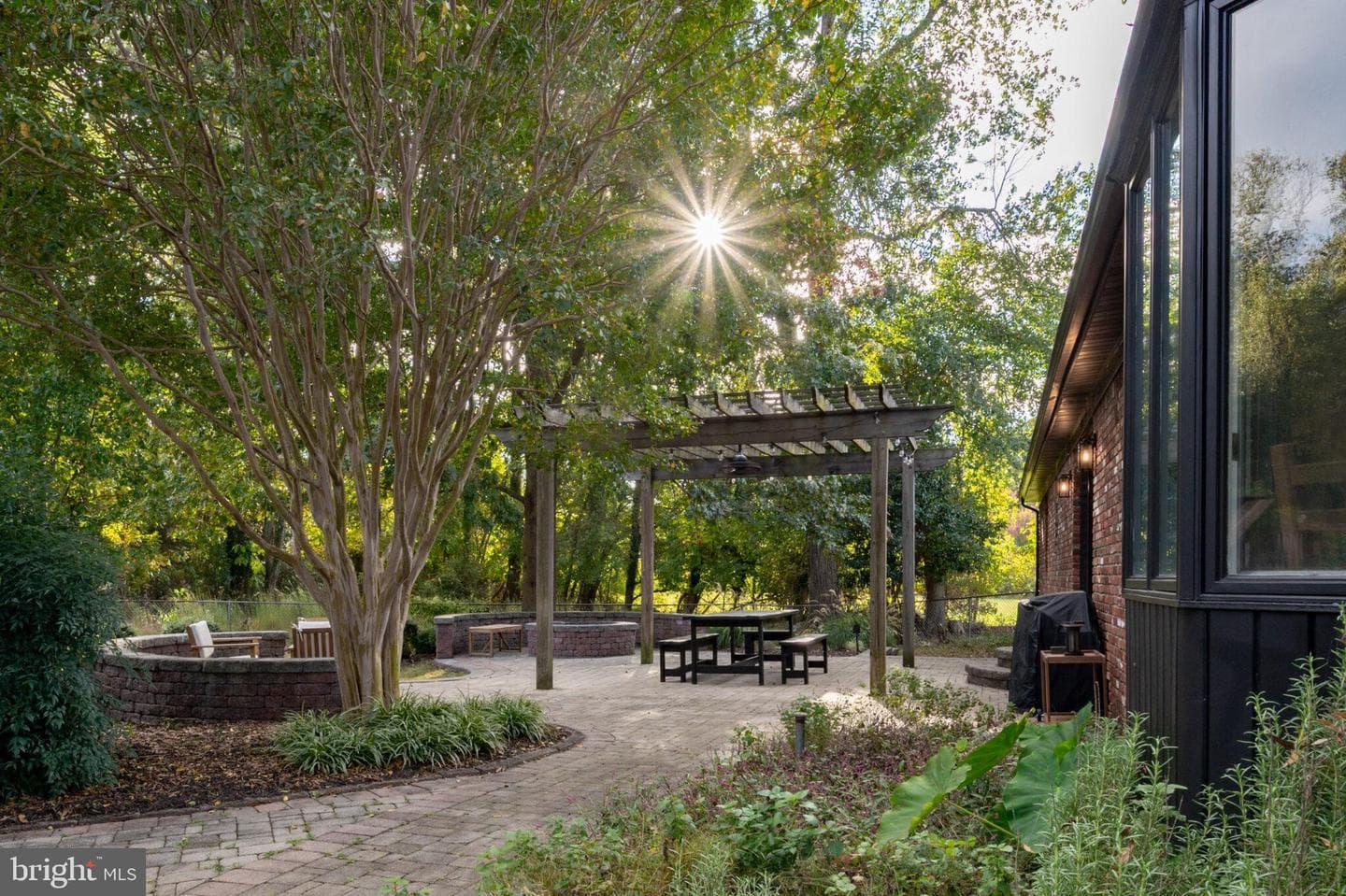 5915 River Road photo 33