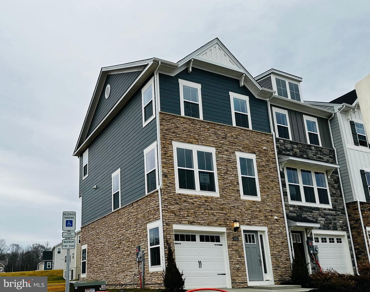 5522 Aberdeen Place photo 3