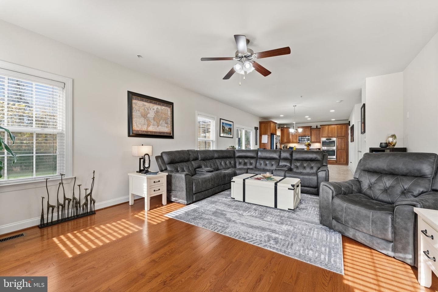 4505 Coachmans Path Court photo 16