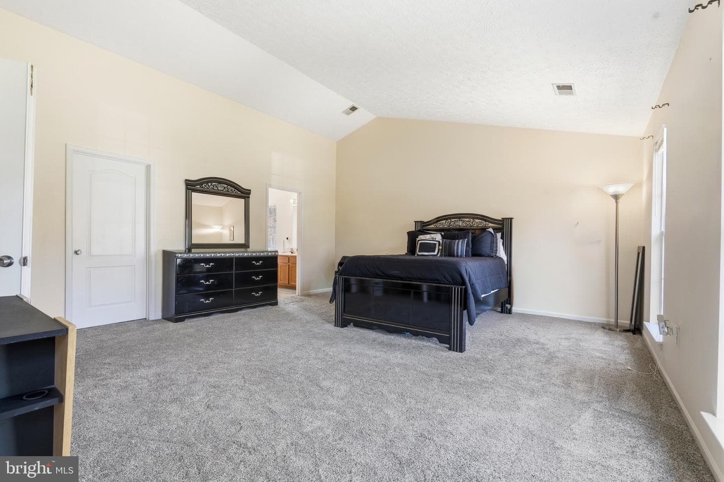 2609 Larissa Court photo 10