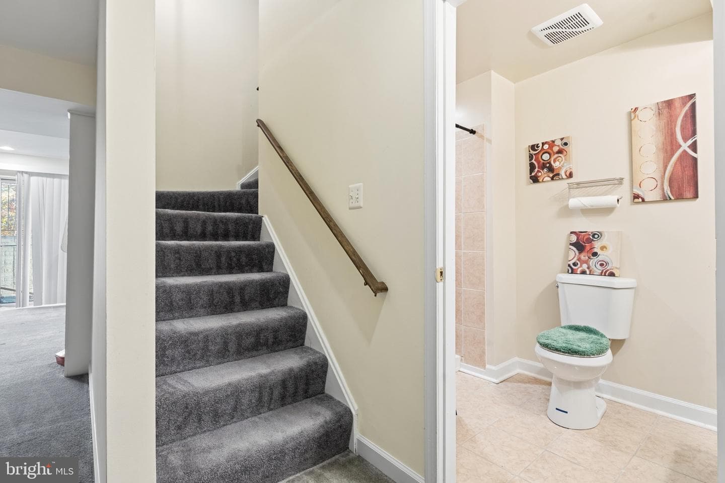 2609 Larissa Court photo 14