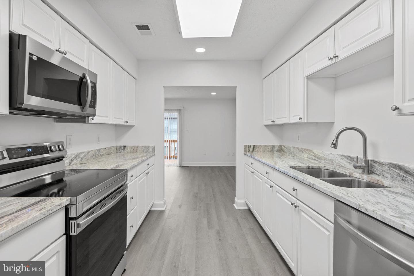 105 Palmetto Court photo 15