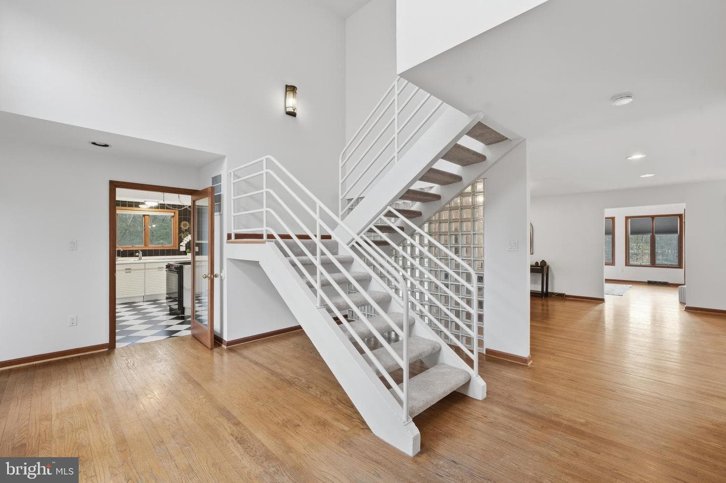 8095 Plowden Drive photo 4