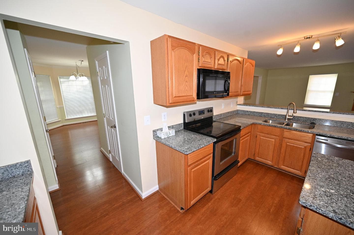 2800 Harrison Court photo 27