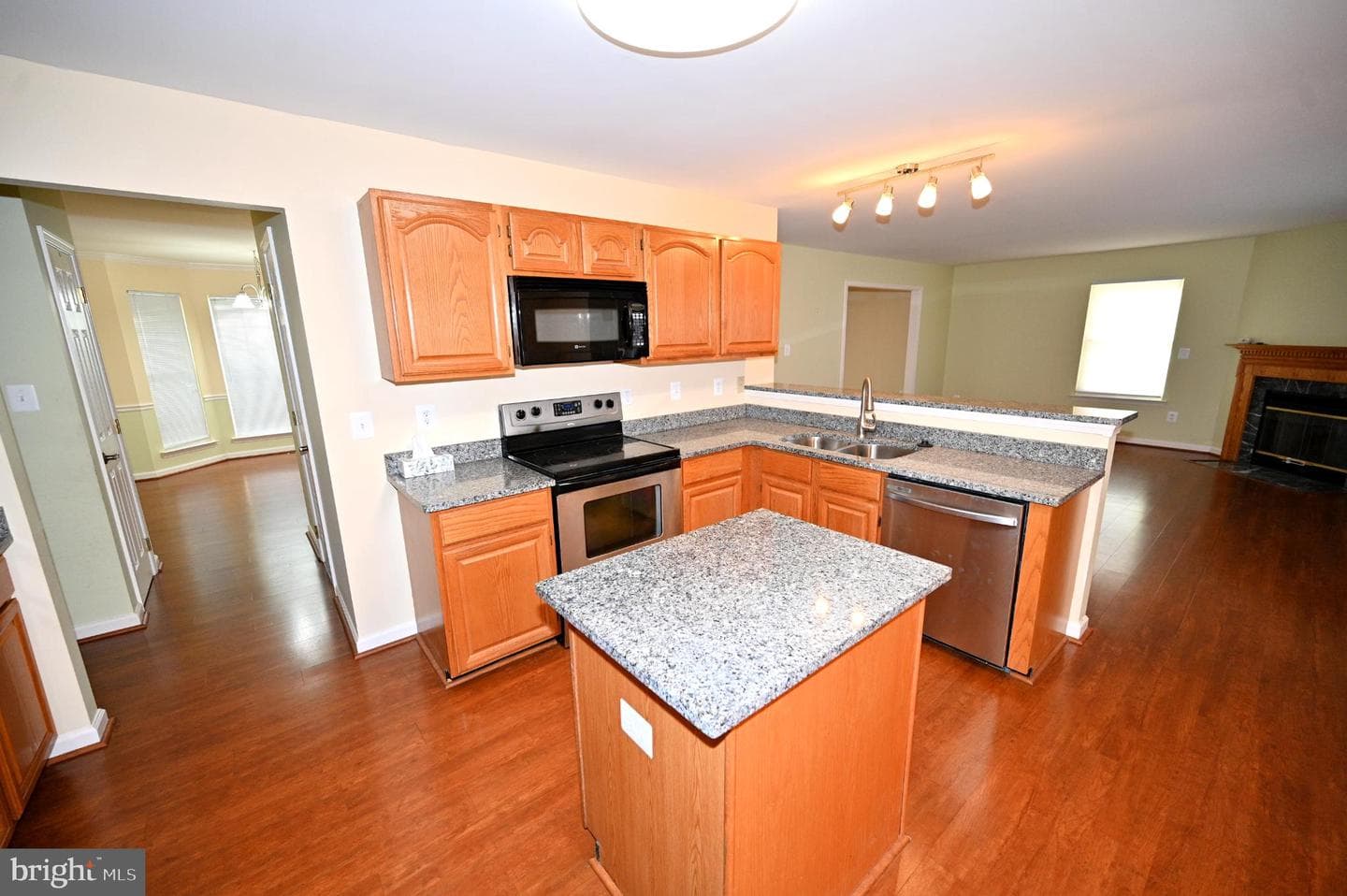 2800 Harrison Court photo 28