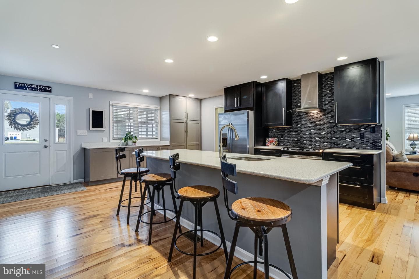 15464 Alex Street photo 11