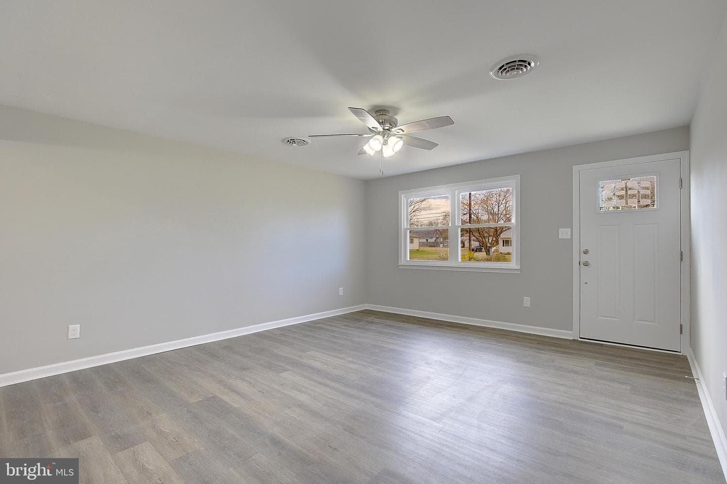 7926 Wicker Lane photo 7