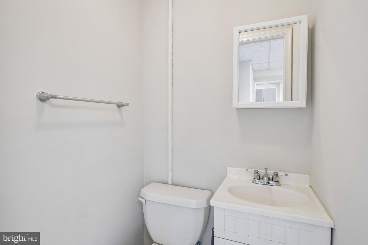 120 Garner Avenue photo 31