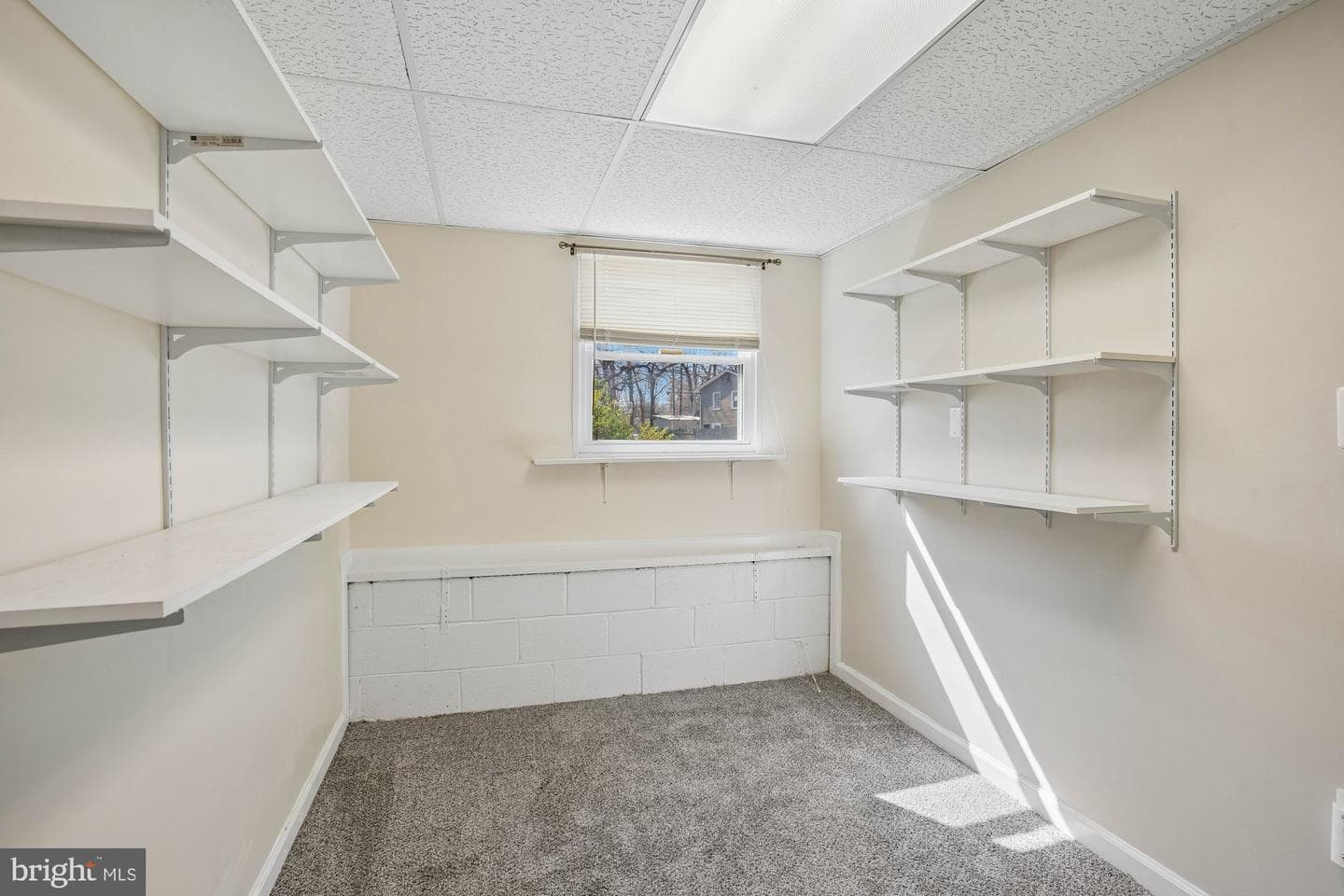 120 Garner Avenue photo 38