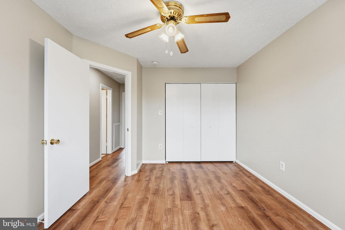 24 Oakside Lane photo 13
