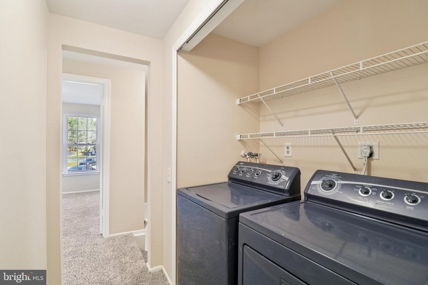 2575 Robinson Place photo 11