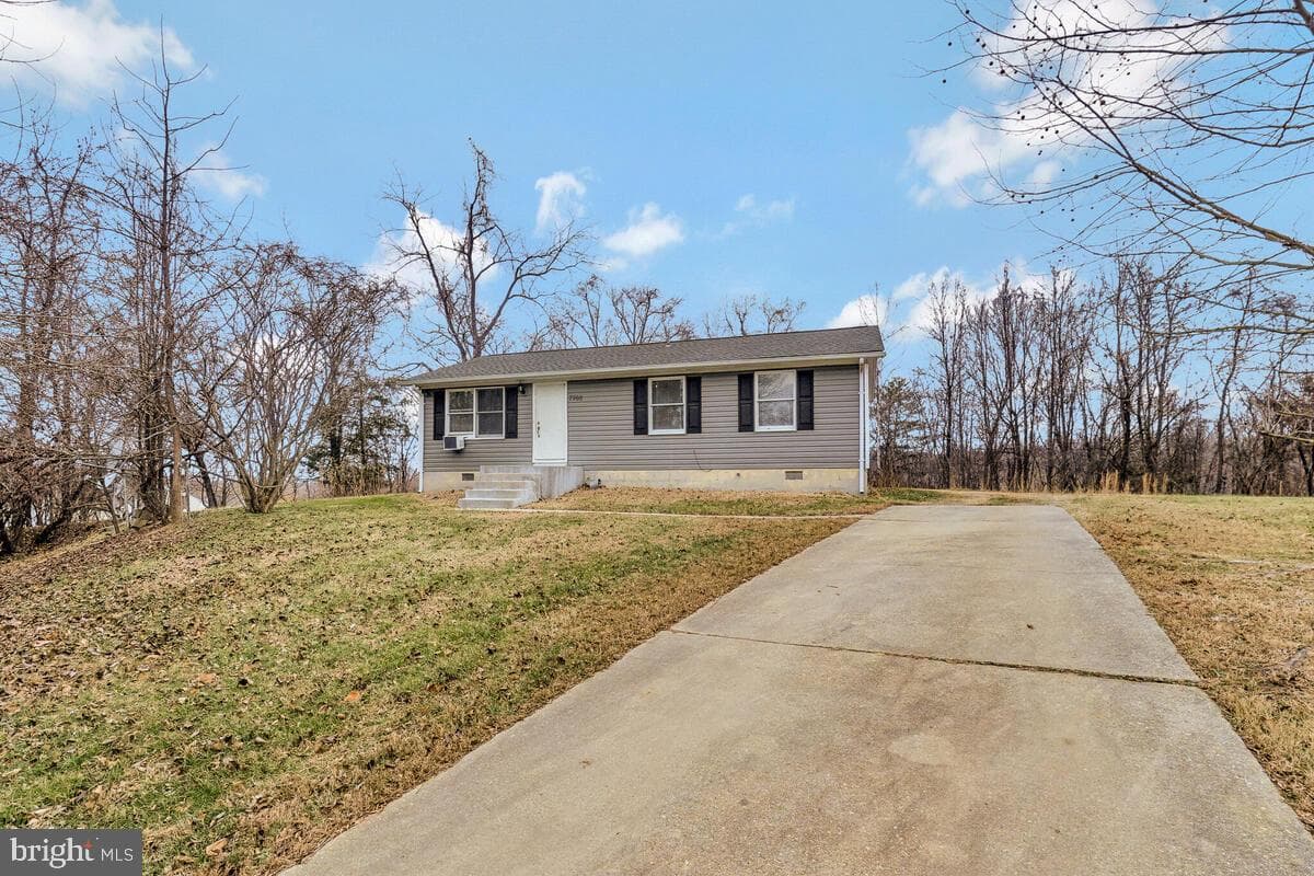 7266 Strawberry Place photo 3
