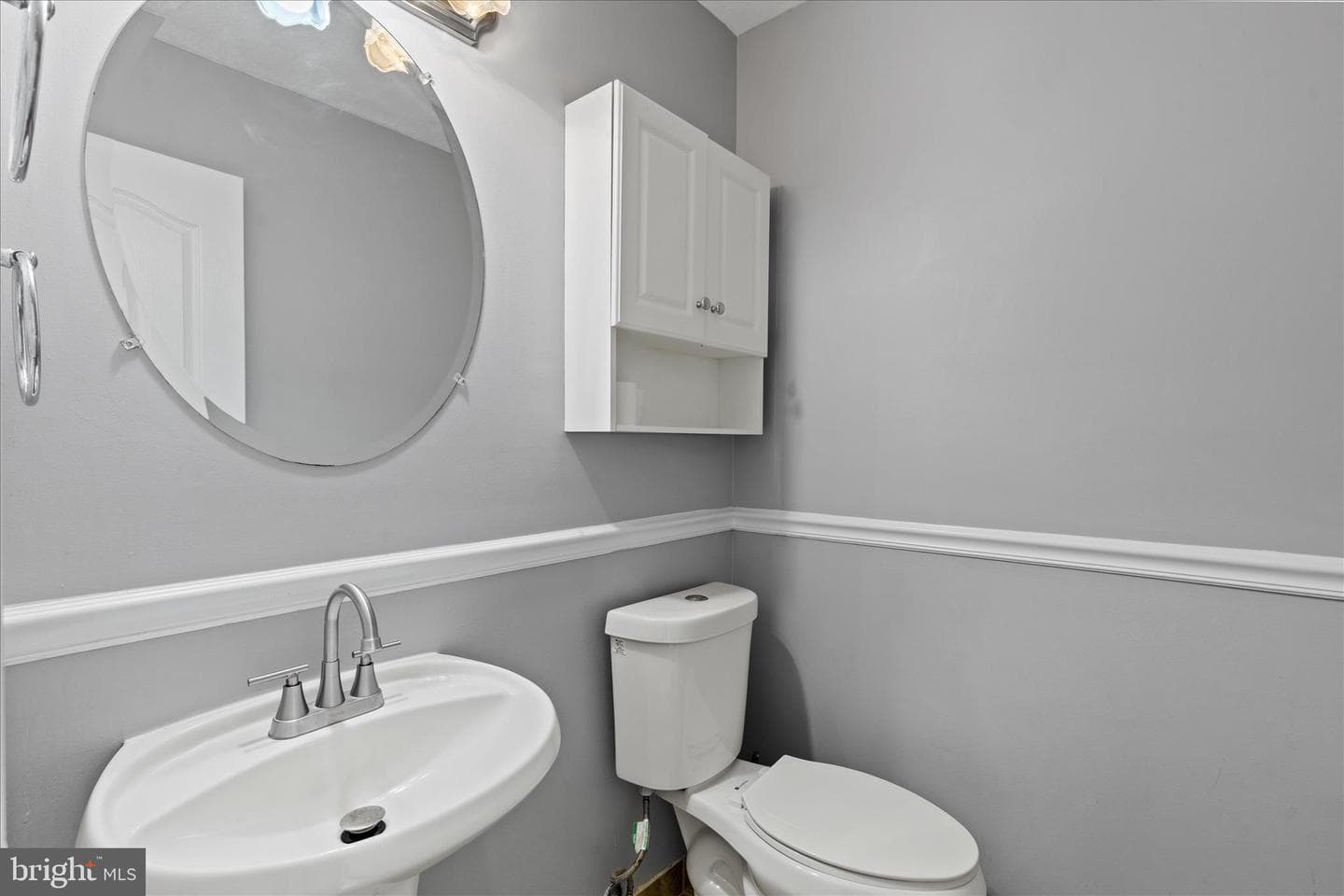 5709 Crecy Court photo 10
