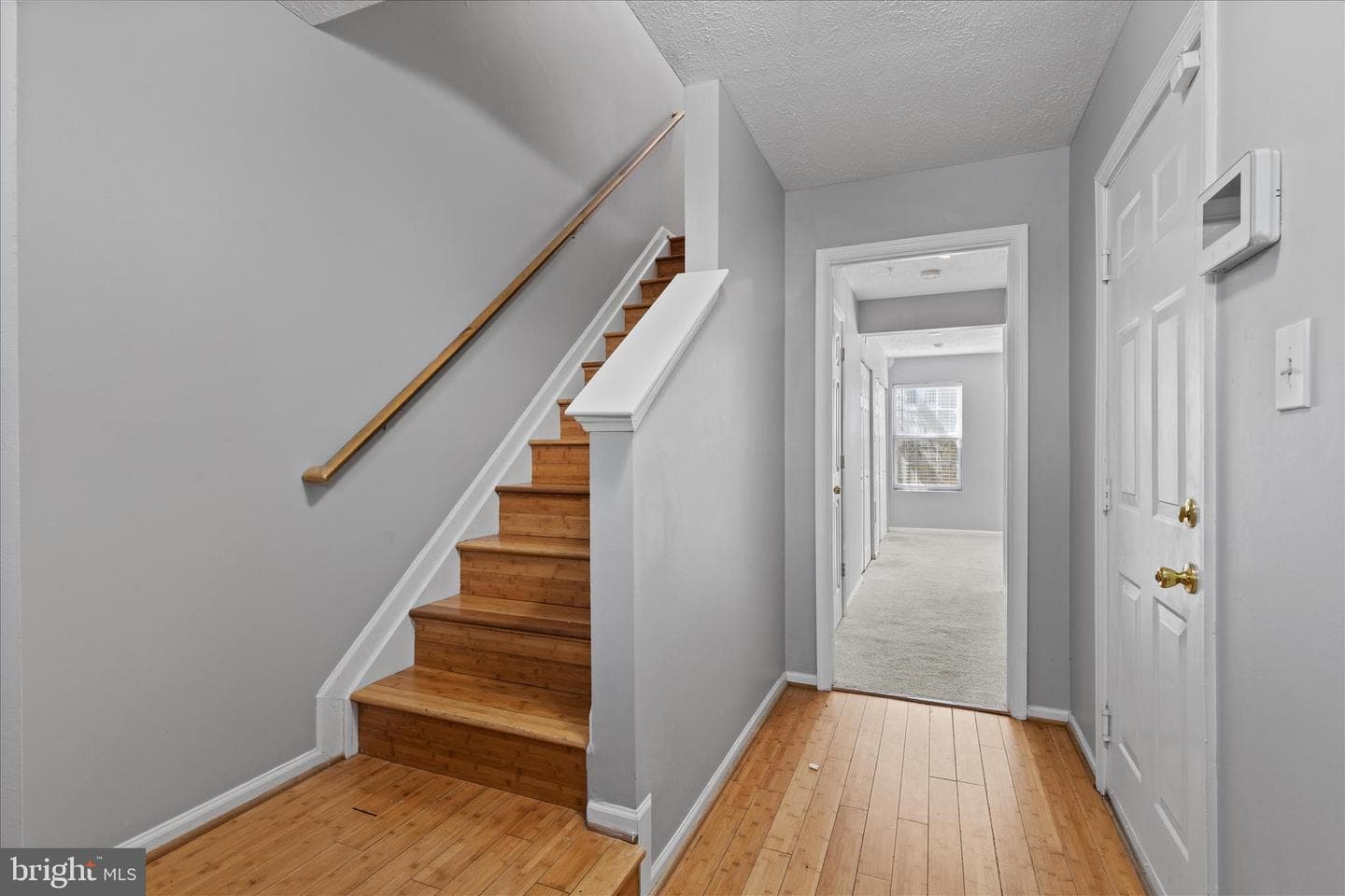 5709 Crecy Court photo 4