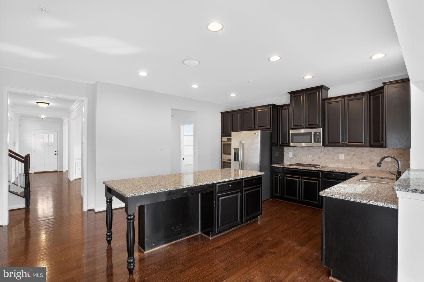 9273 Rock Lynn Circle photo 7