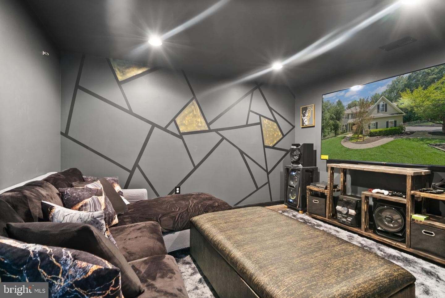 6734 Newcastle Court photo 45