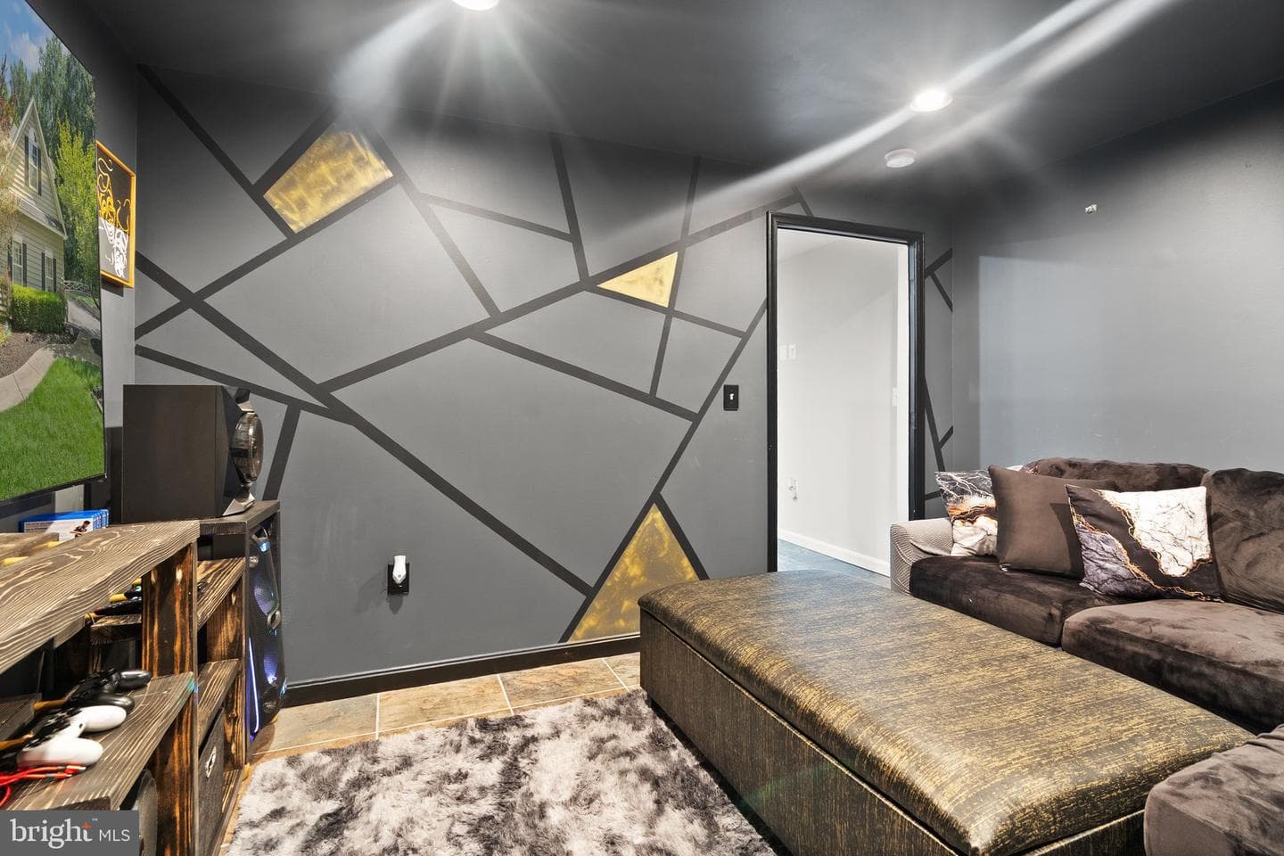 6734 Newcastle Court photo 46