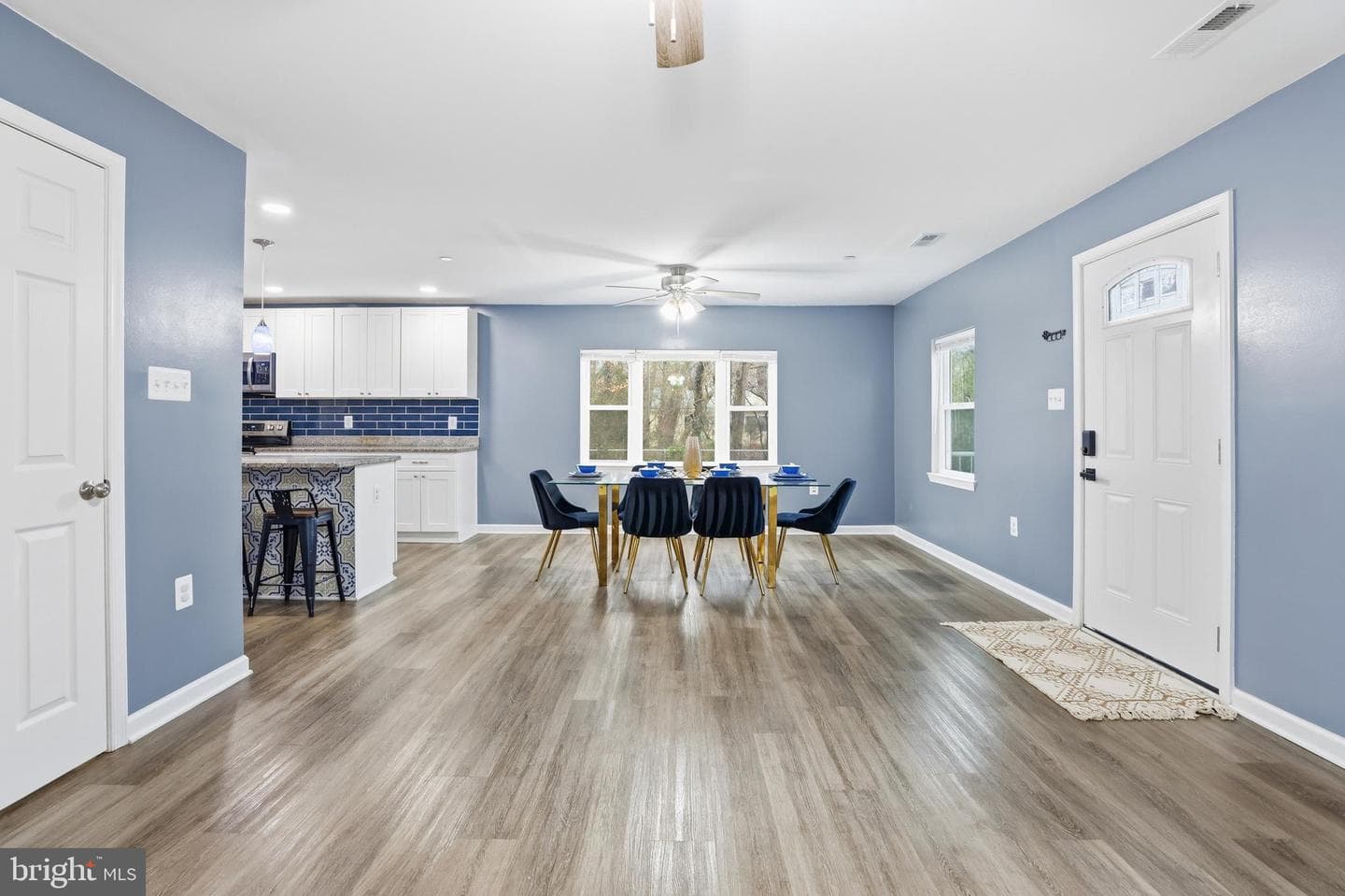 4085 Stepneys Place photo 8
