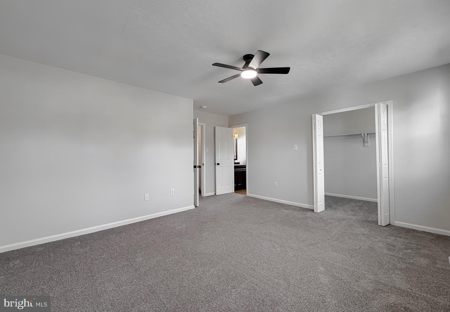 2482 Quadrille Court photo 46