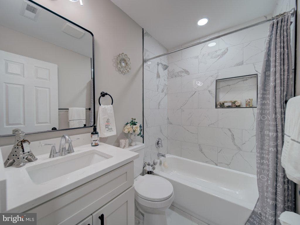 8305 Warren Drive photo 27