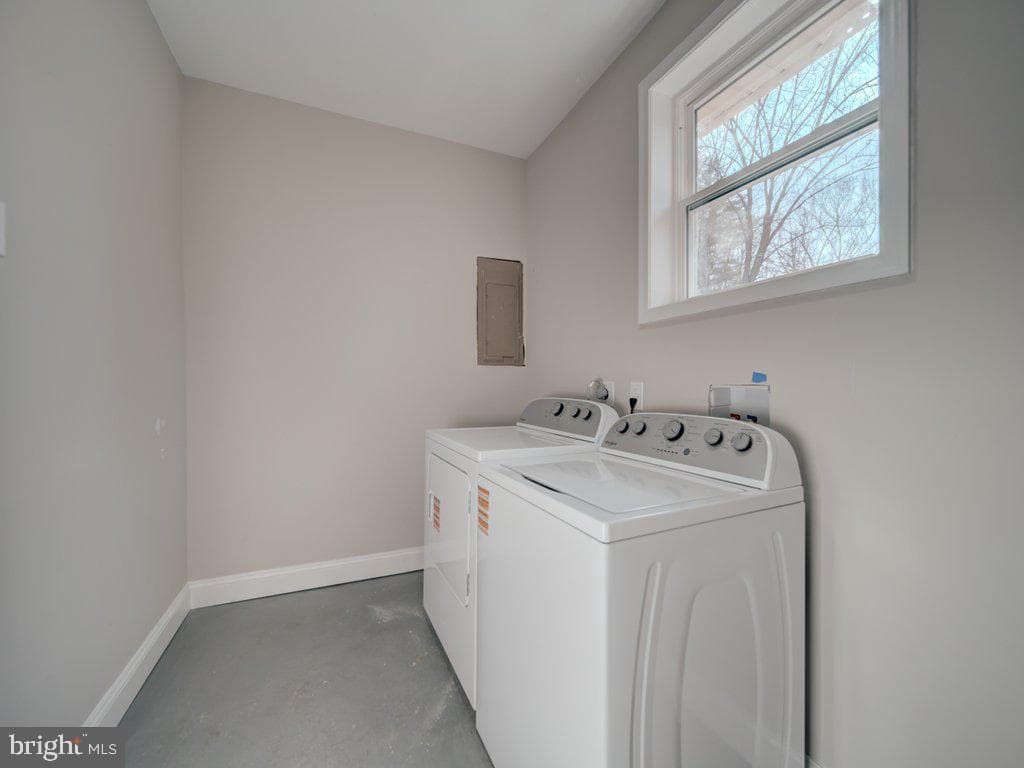 8305 Warren Drive photo 42