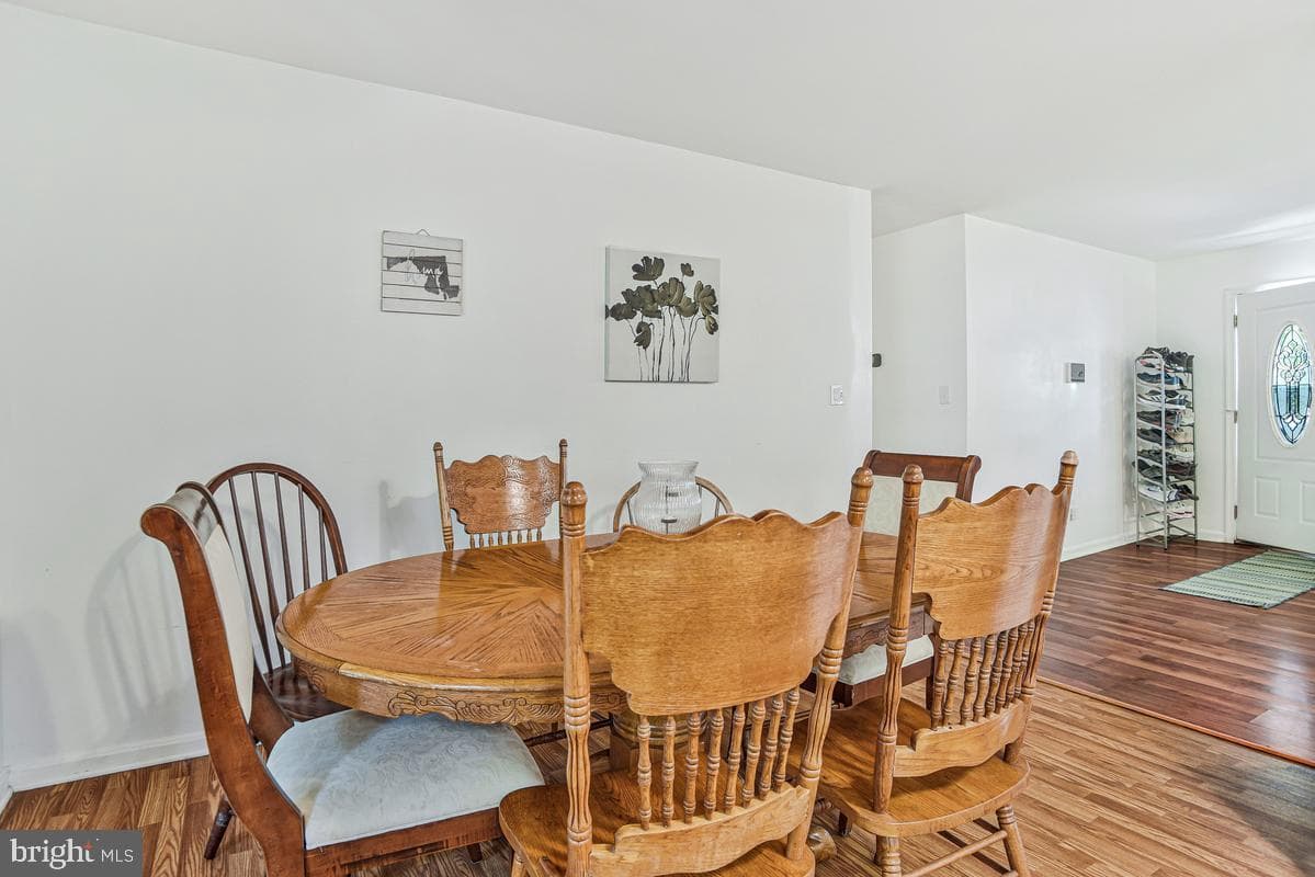 10702 Westwood Lane photo 6