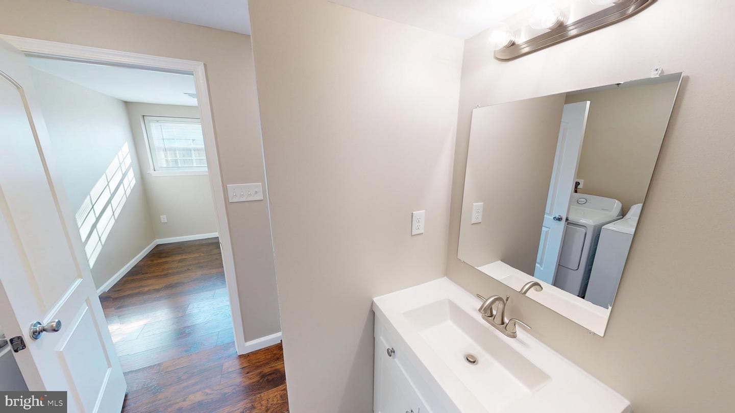 5014 Nicholas Road photo 48