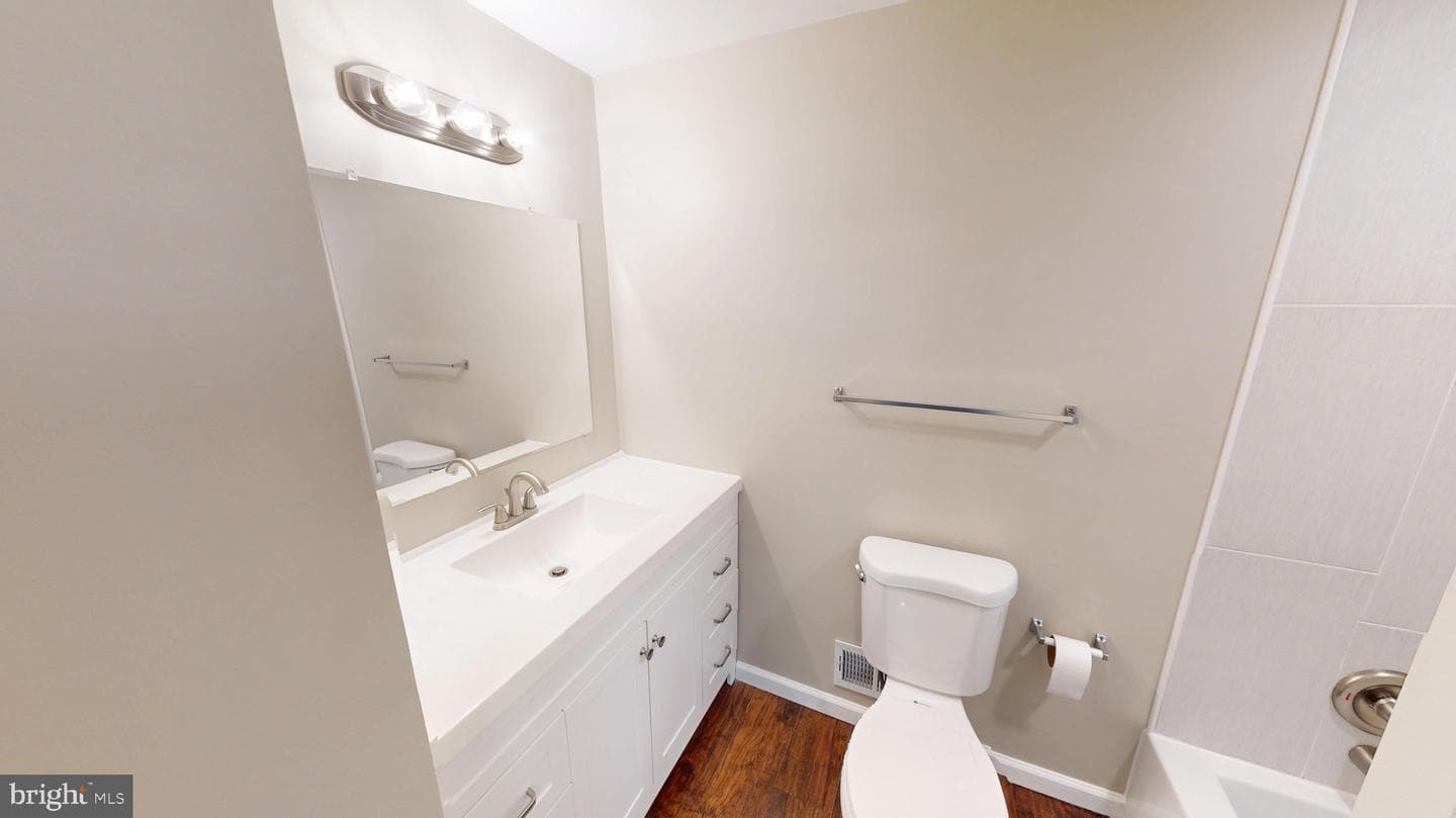 5014 Nicholas Road photo 58