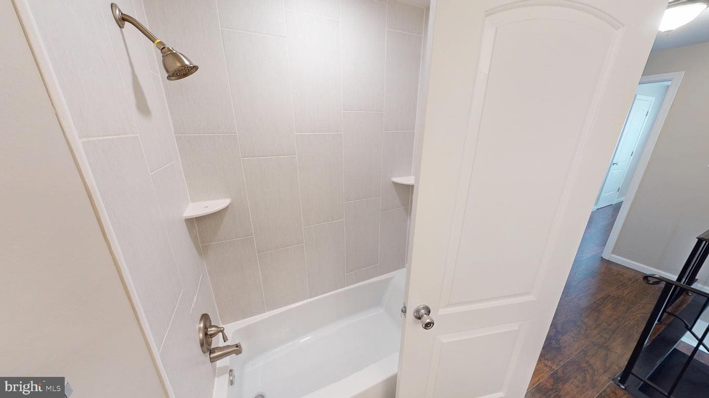 5014 Nicholas Road photo 60