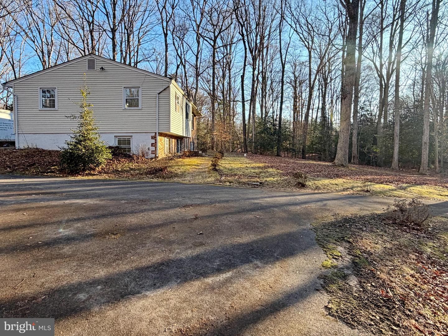 9350 Mathir Drive photo 44