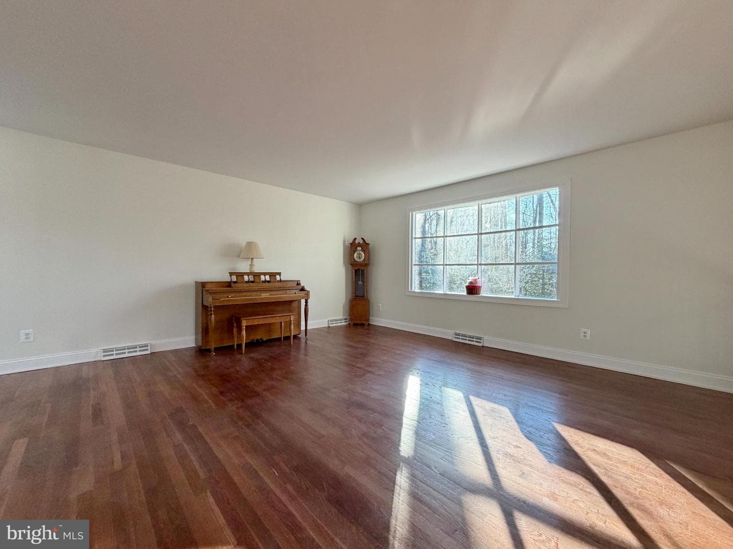 9350 Mathir Drive photo 5