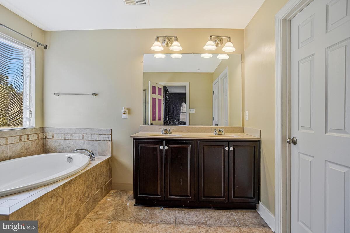 9792 Elmshorn Court photo 47