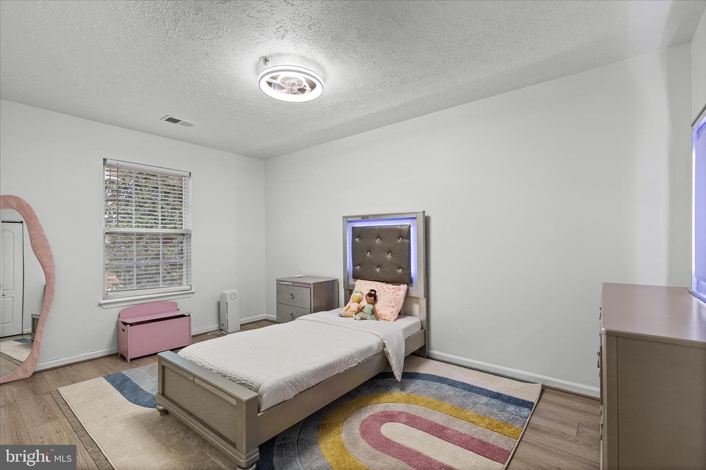 5855 Wolsey Court photo 24