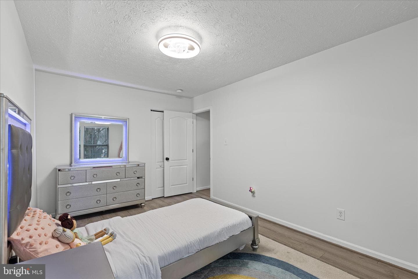5855 Wolsey Court photo 25