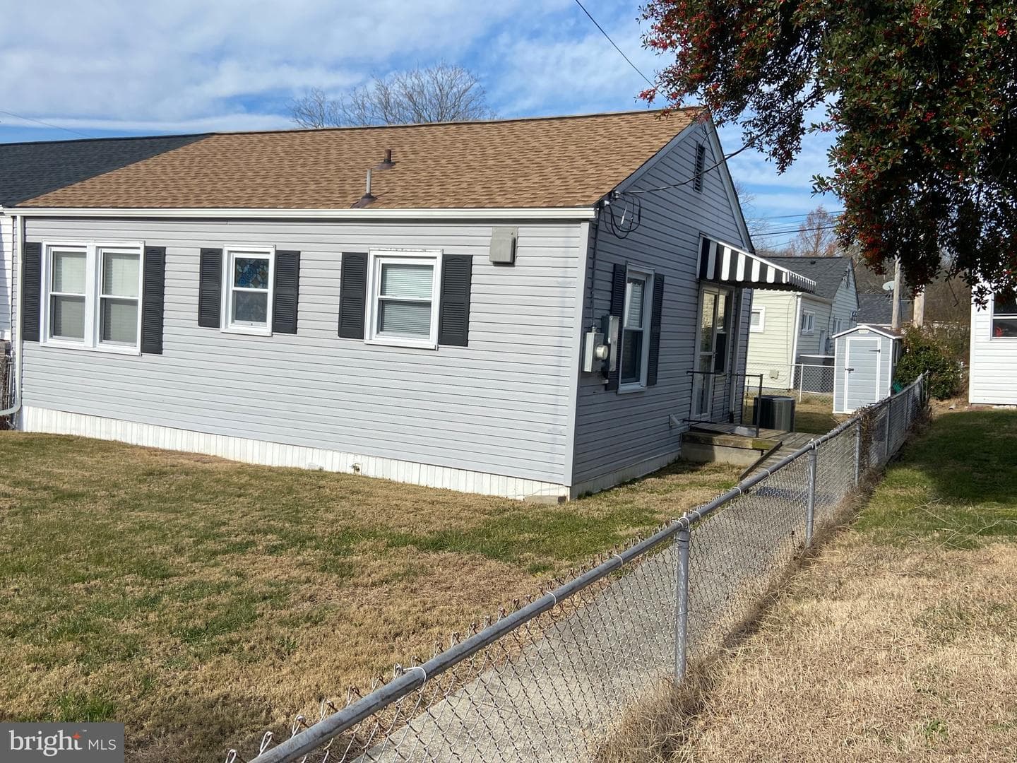 52 Circle Ave photo 1