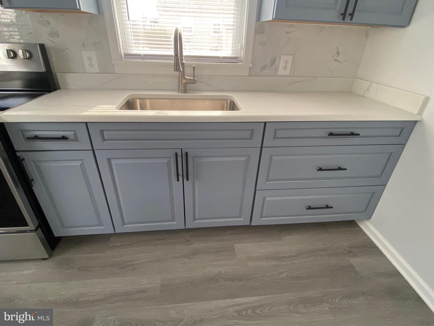 52 Circle Ave photo 19