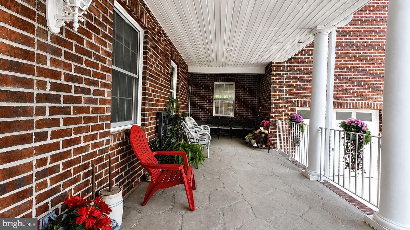 6655 Birchwood Place photo 3