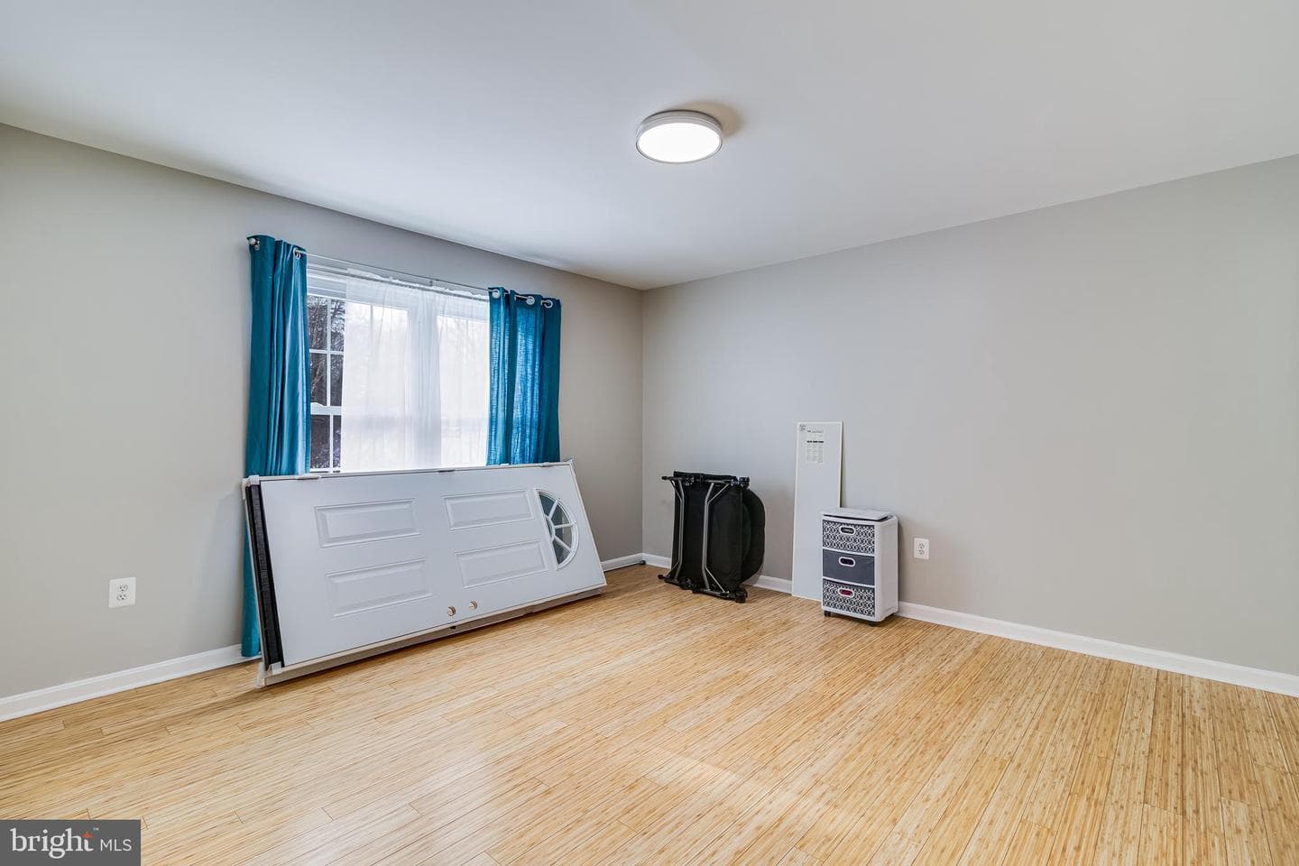 10817 Charles Street photo 18