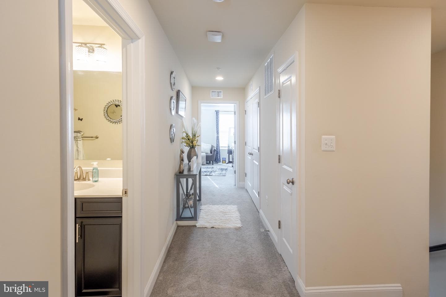 11391 Tolkien Avenue photo 27