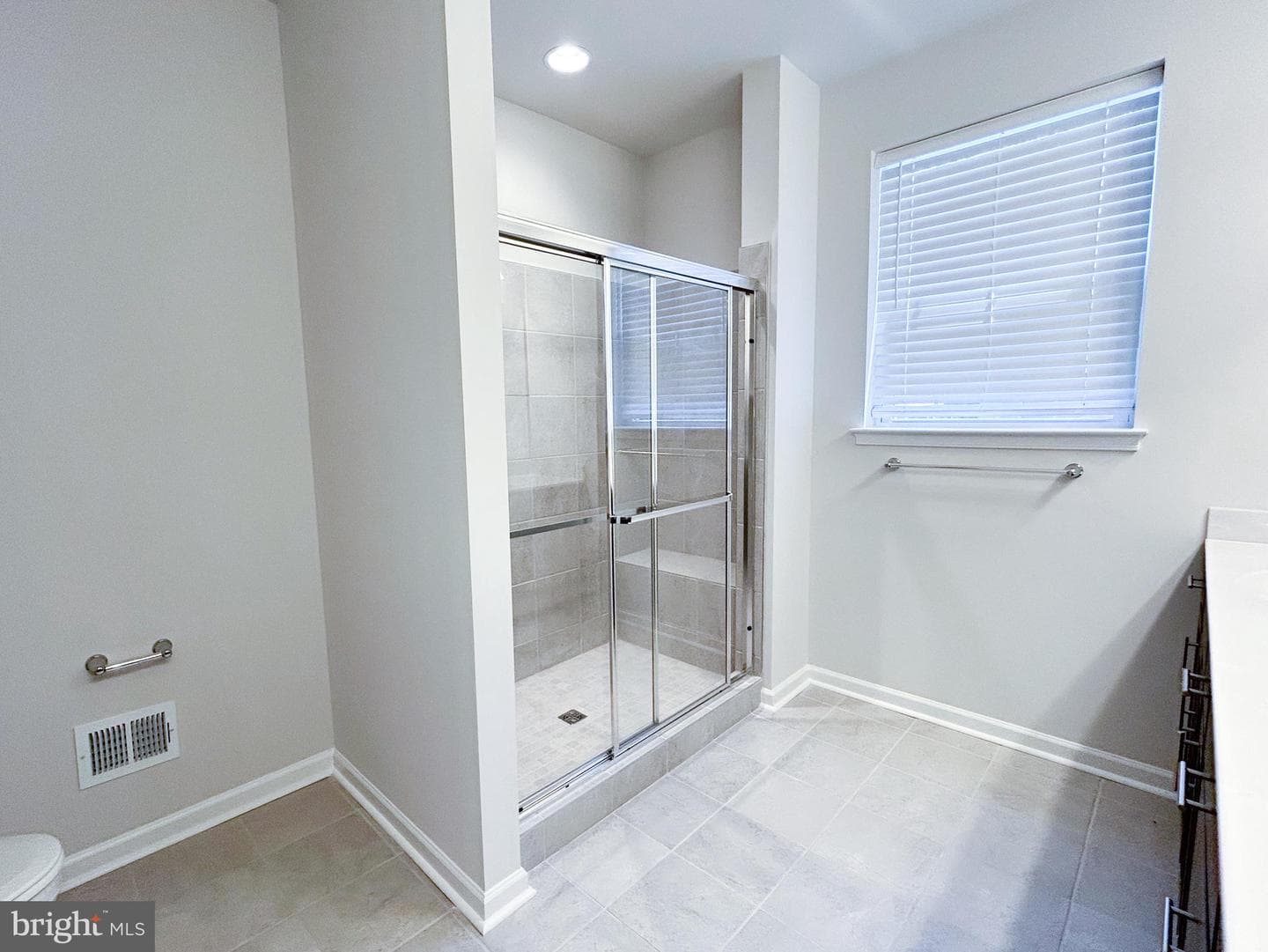 11505 Beacon Hill Court photo 25