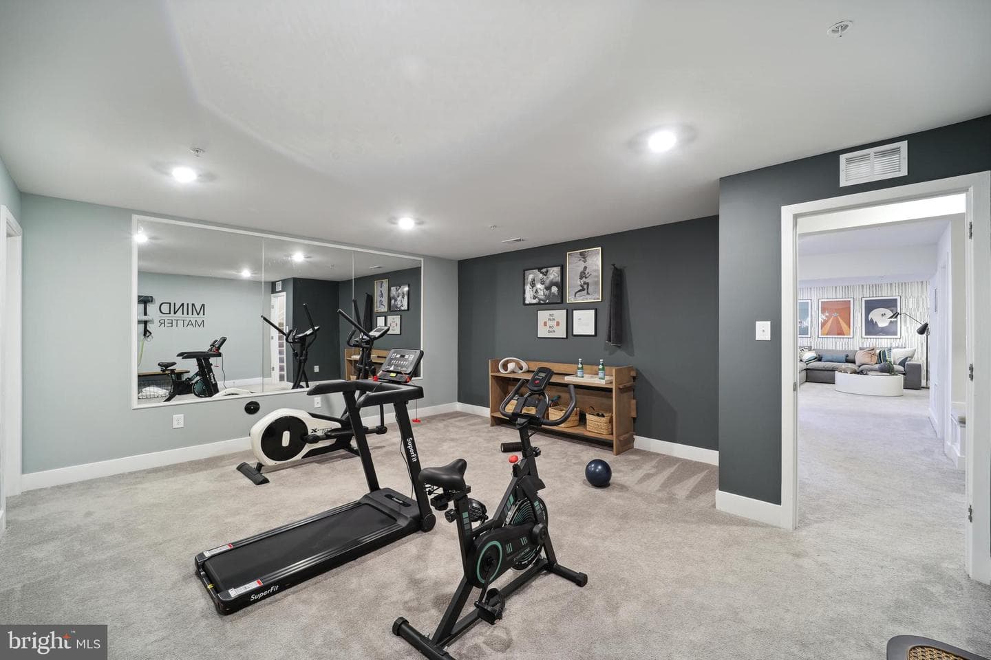 5442 Newport Circle photo 20