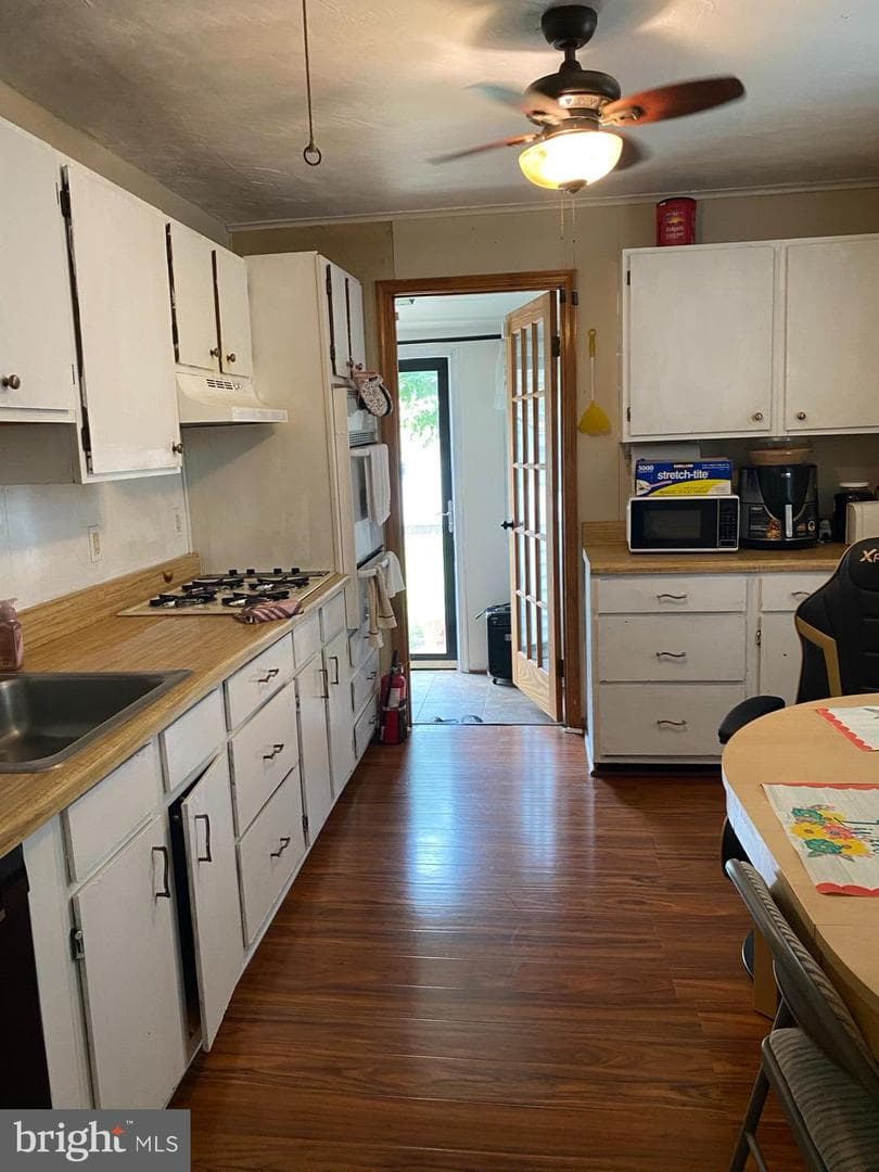 4 Highland Place photo 9